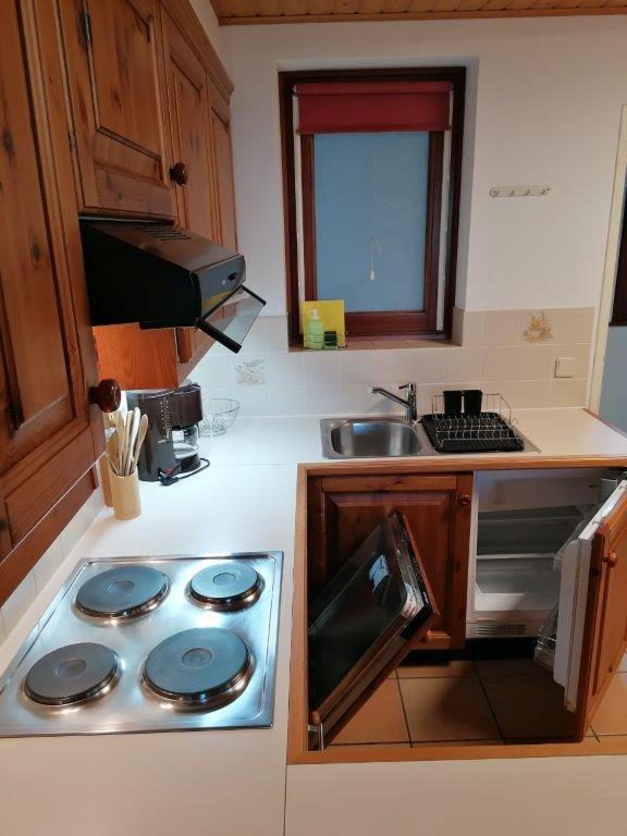 Gerlitzen Ferienappartement Paul Im Ski- Und Wandergebiet, Kanzelhoehe, Ossiacher See Deutschberg エクステリア 写真